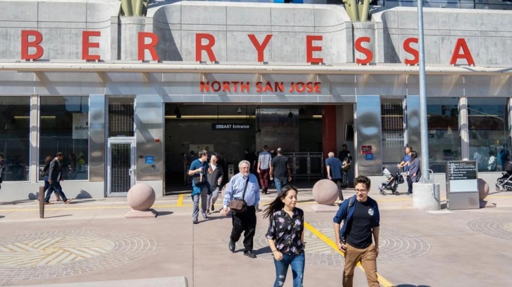 Student tapping Clipper card at validator